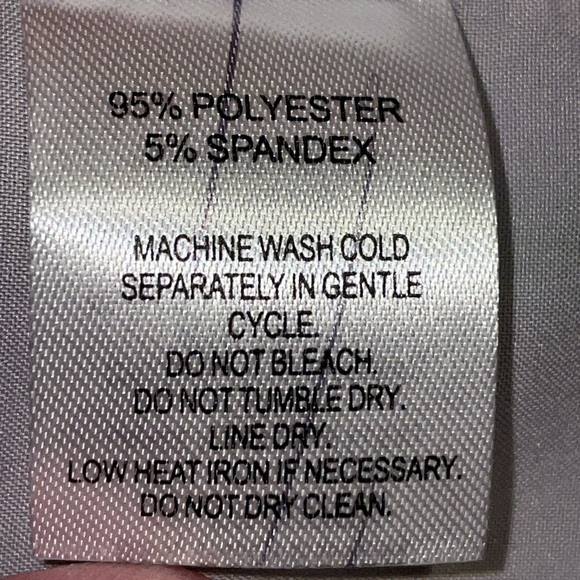 Crosby. Double Breasted Lined Blazer.  Black with gray lining. Size 6. - Picture 4 of 12